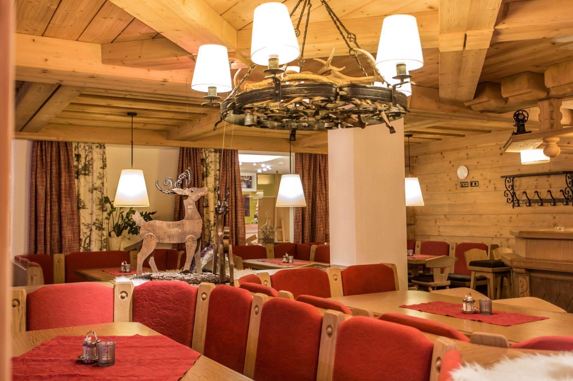 Hotel Bacher Asitzstubn ليوغانغ المظهر الخارجي الصورة