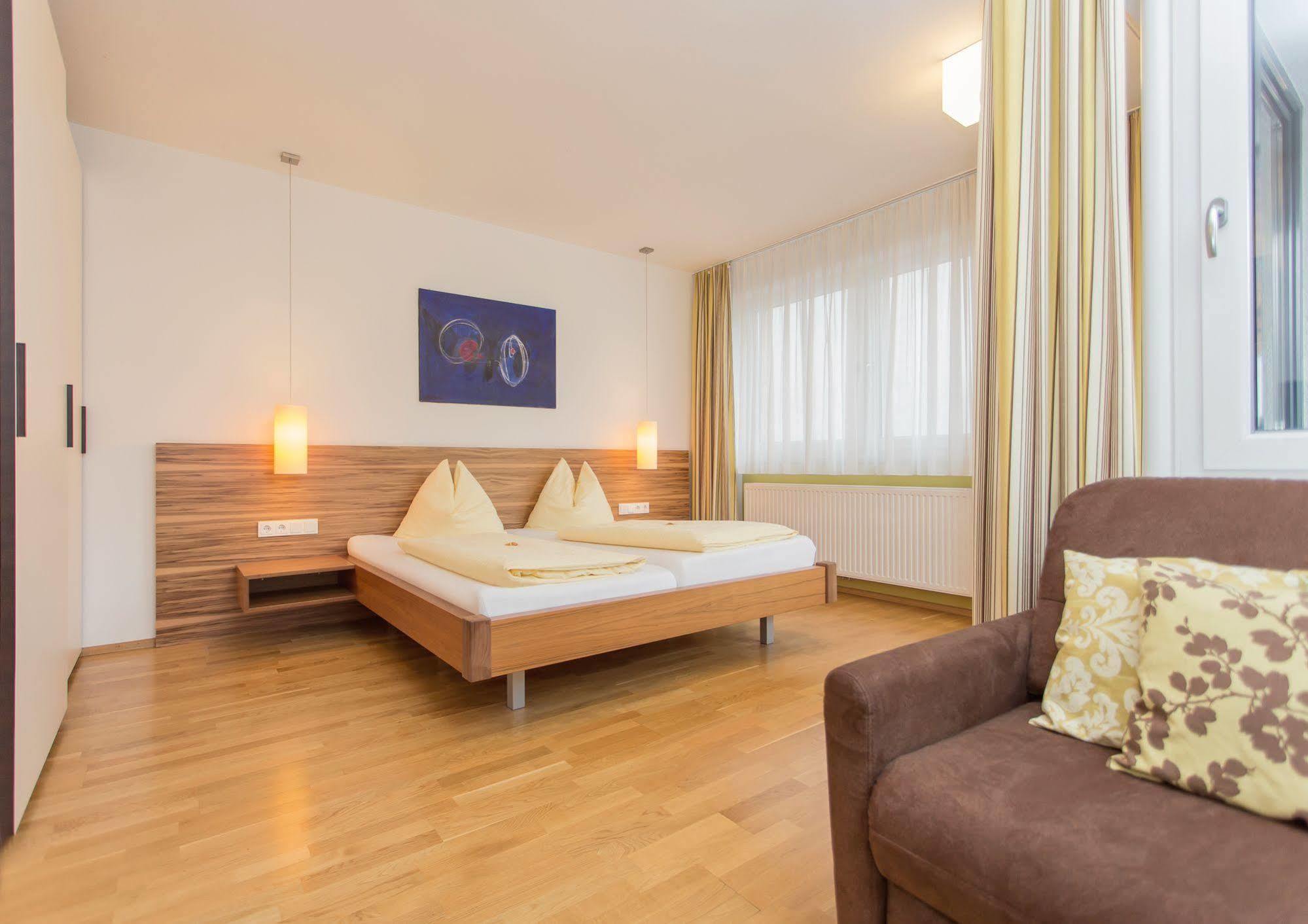 Hotel Bacher Asitzstubn ليوغانغ المظهر الخارجي الصورة